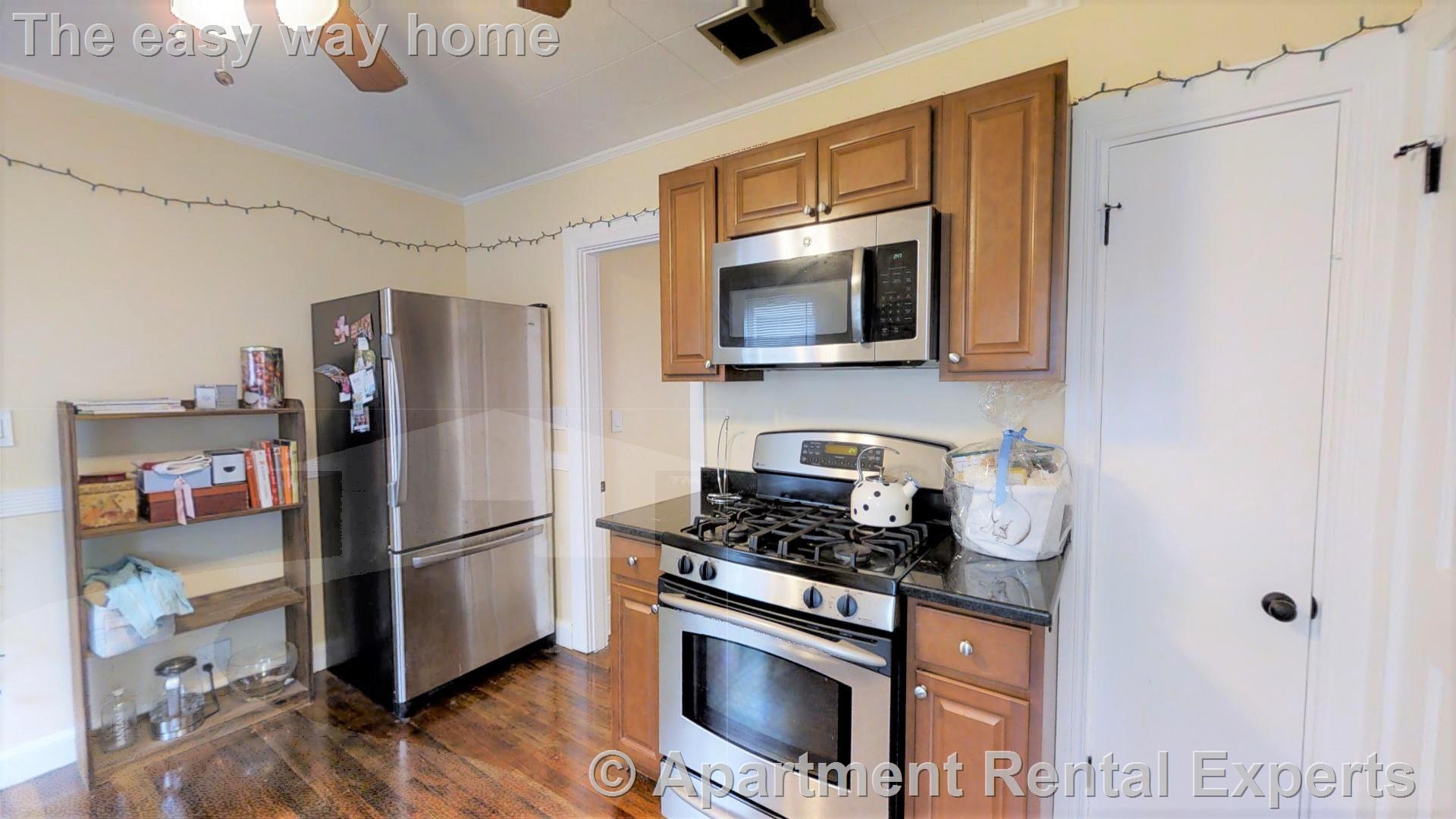 21 Chandler St, Davis Square