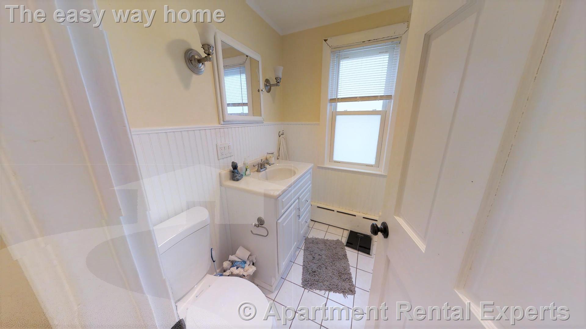 21 Chandler St, Davis Square