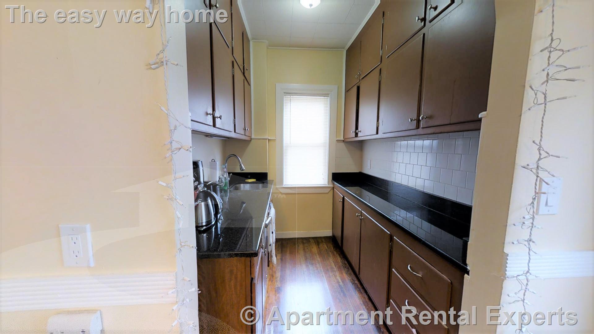 21 Chandler St, Davis Square