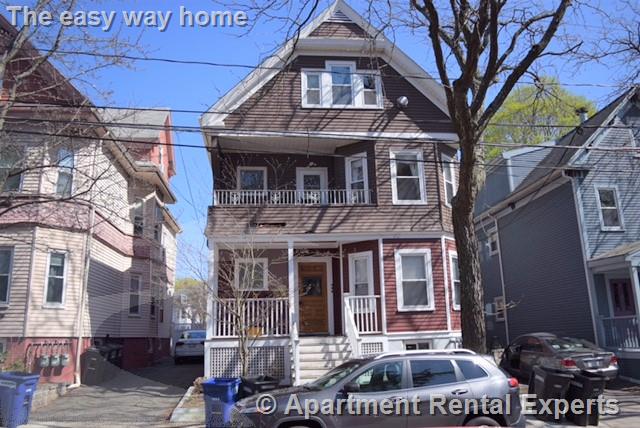 21 Chandler St, Davis Square