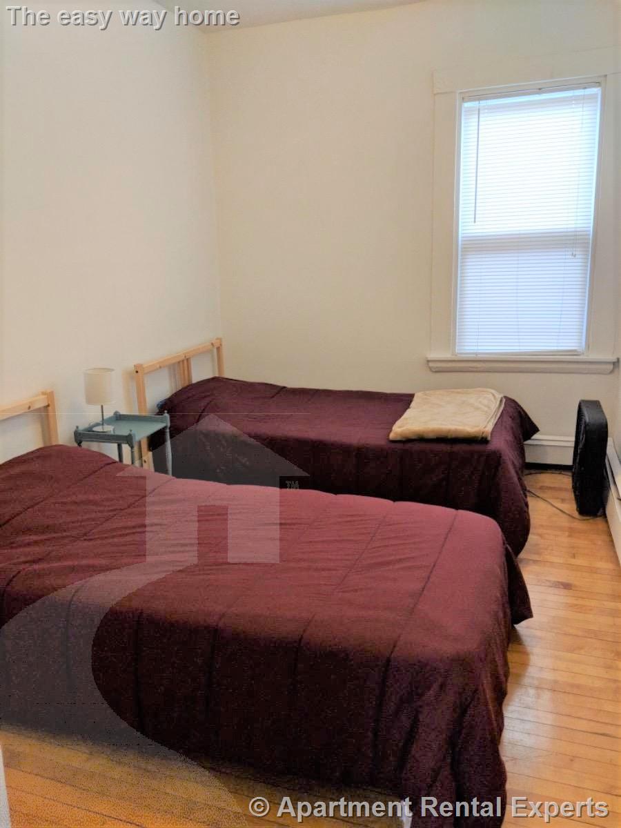 148 Fifth St, East Cambridge