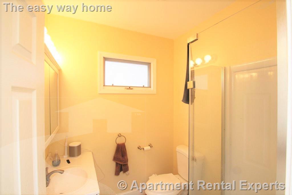 19 Chandler St, Davis Square