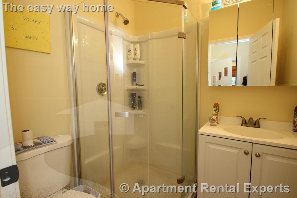 19 Chandler St, Davis Square