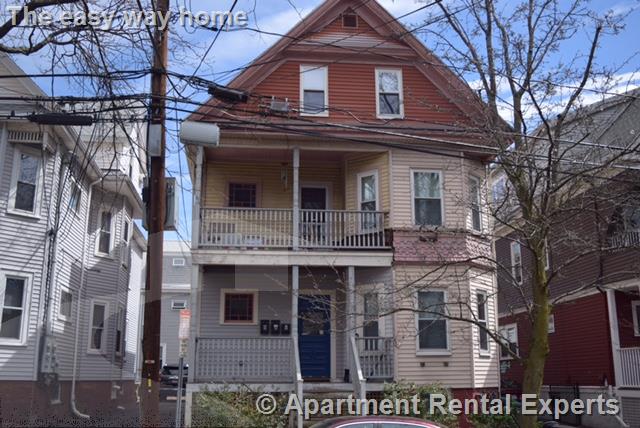 19 Chandler St, Davis Square