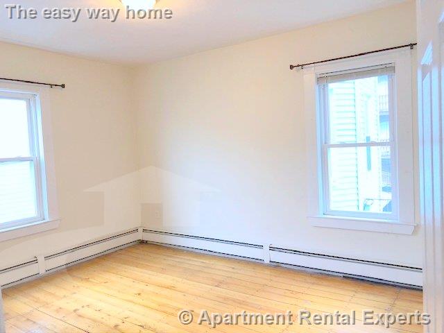 389.5 Columbia St, Inman Square