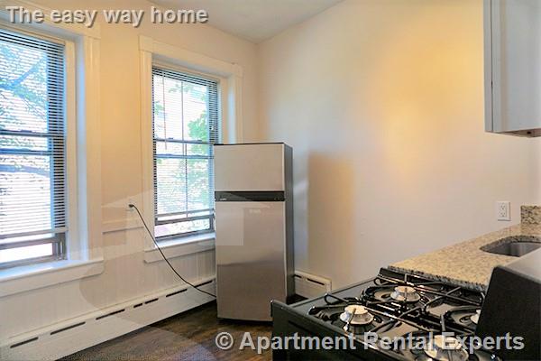 102 Willow St, Inman Square