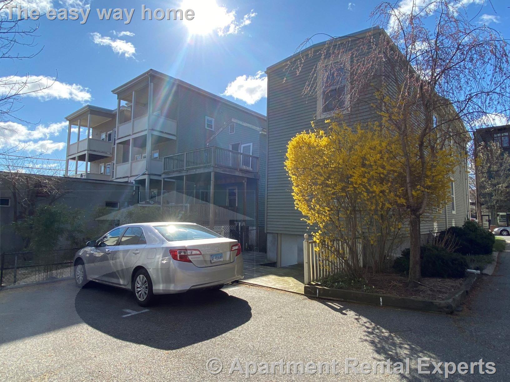 397 Washington St, Ward Two