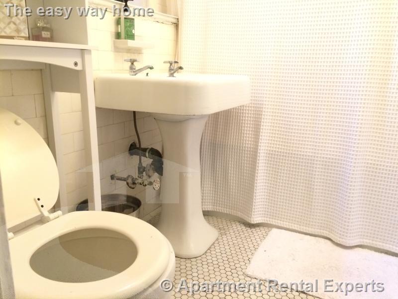 1622 Massachusetts Ave, Harvard Square