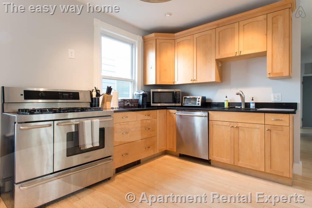 184 Green St, Central Square