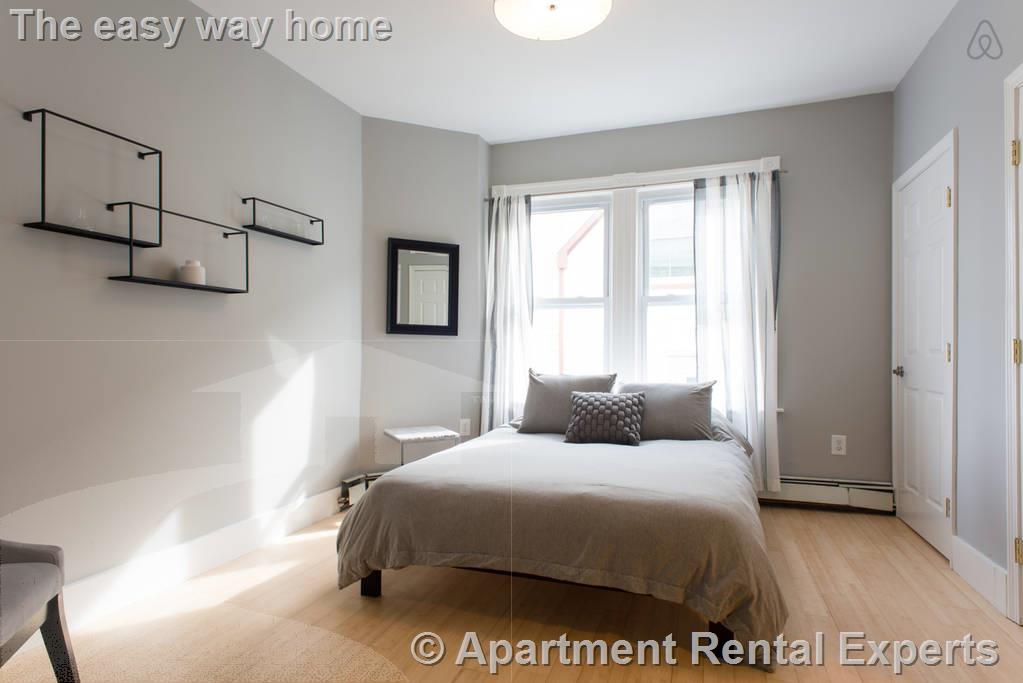 184 Green St, Central Square