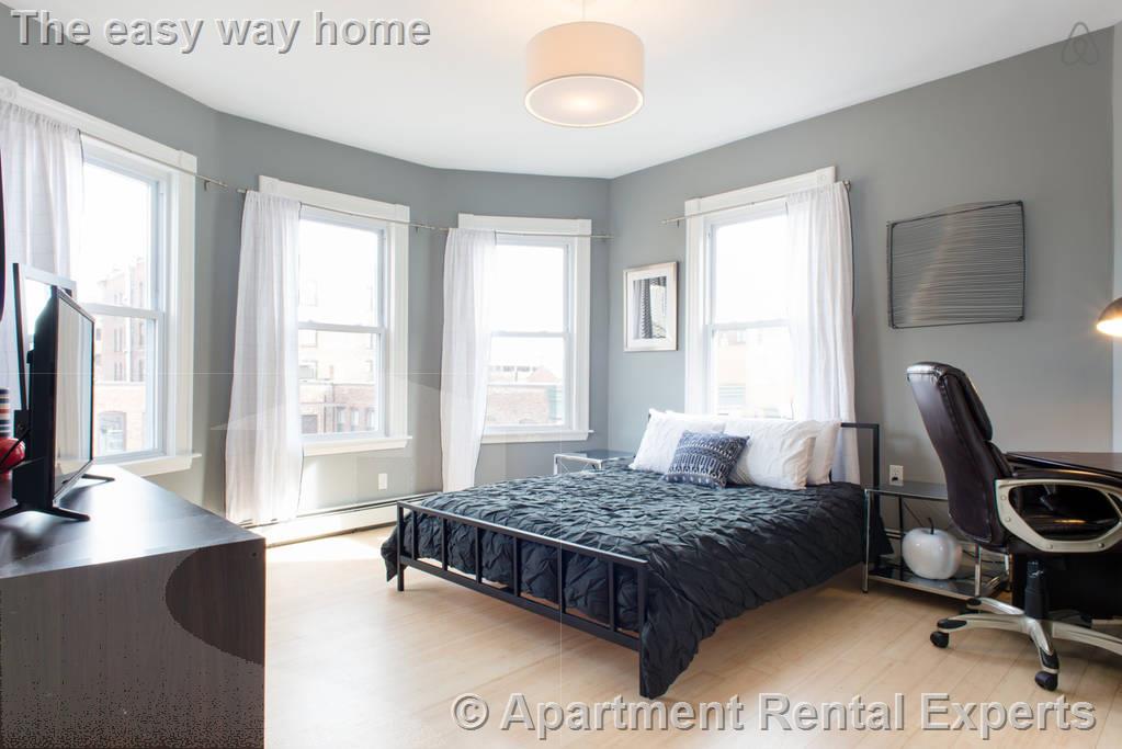 184 Green St, Central Square