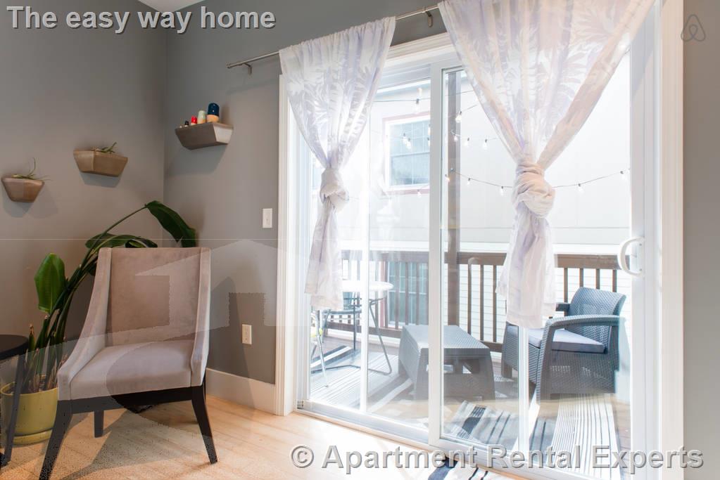 184 Green St, Central Square