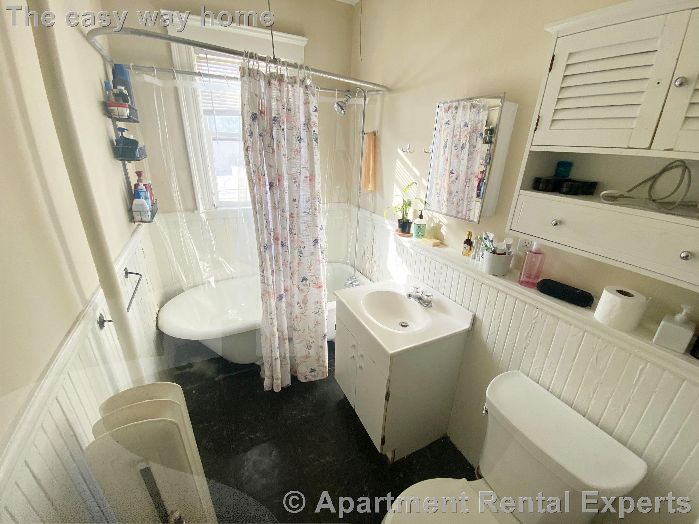 452 Broadway, Harvard Square