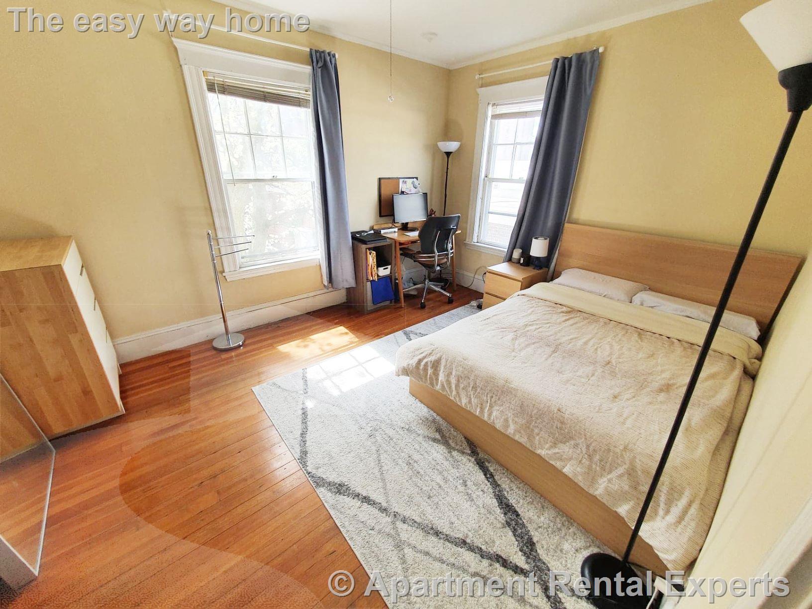 452 Broadway, Harvard Square