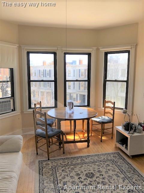 19 Pleasant St, Central Square