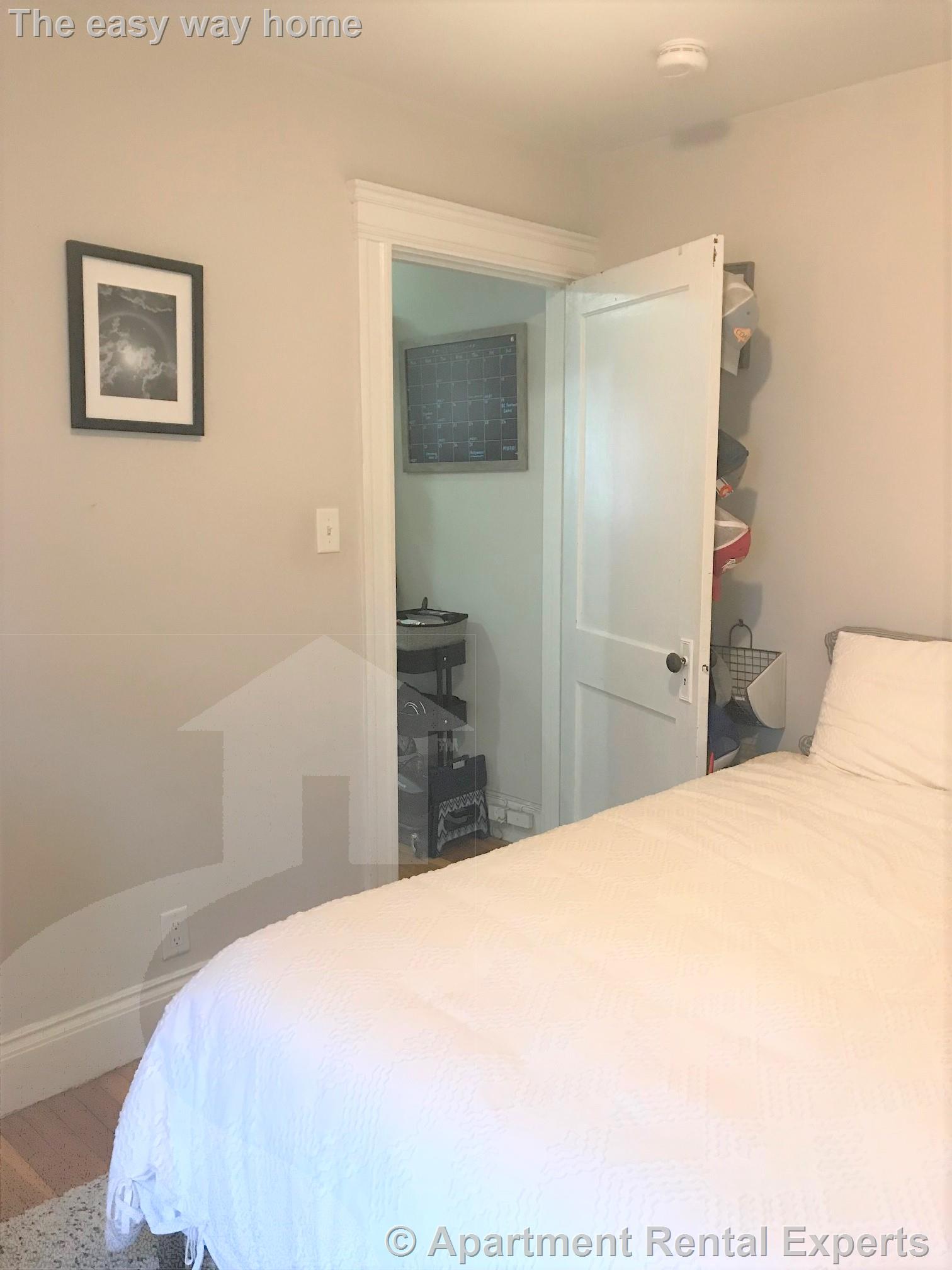 105 Summer St, Malden Center