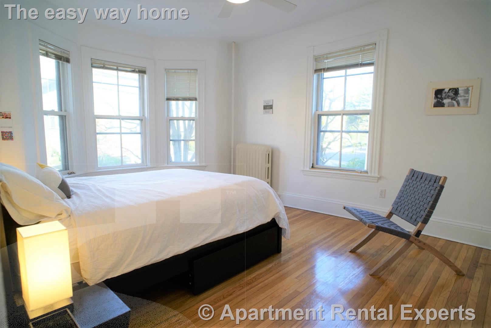 28 Healey St, Harvard Square