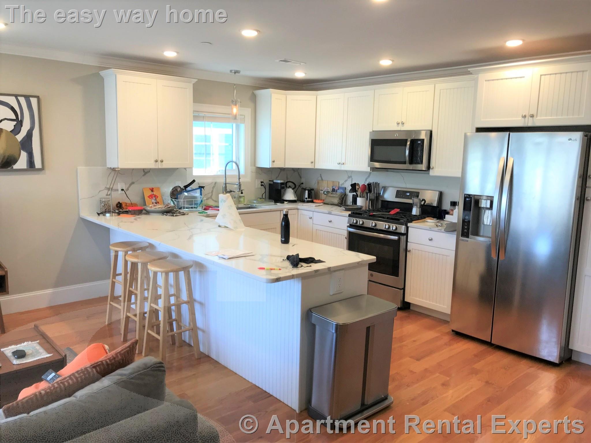 116-118 Holland St, Davis Square