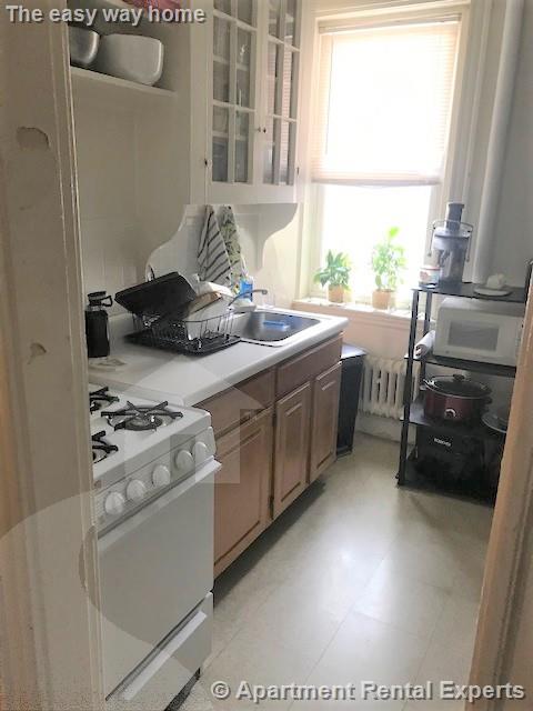 170 Maple St, Malden Center