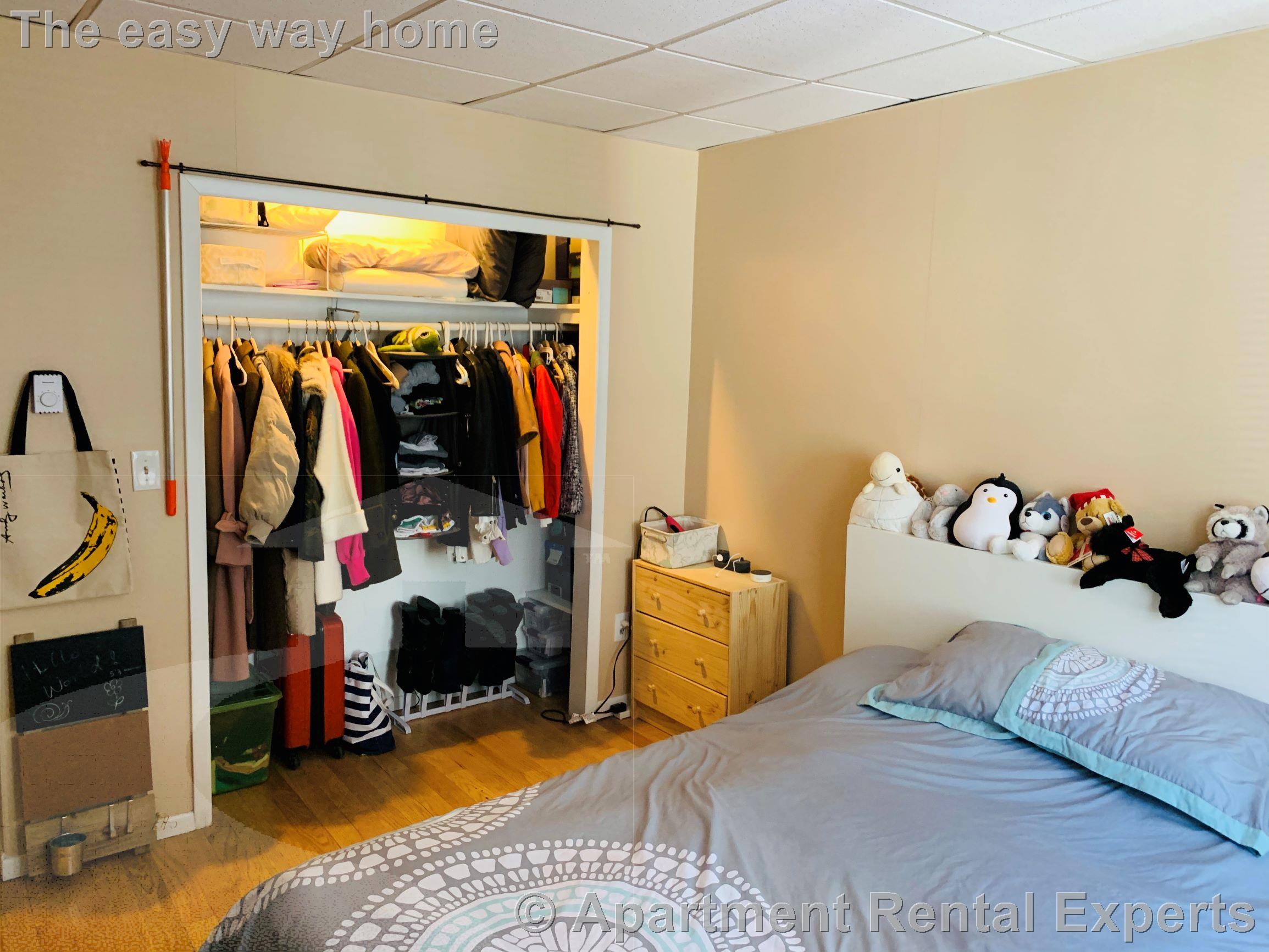 1145 Broadway, Teele Square