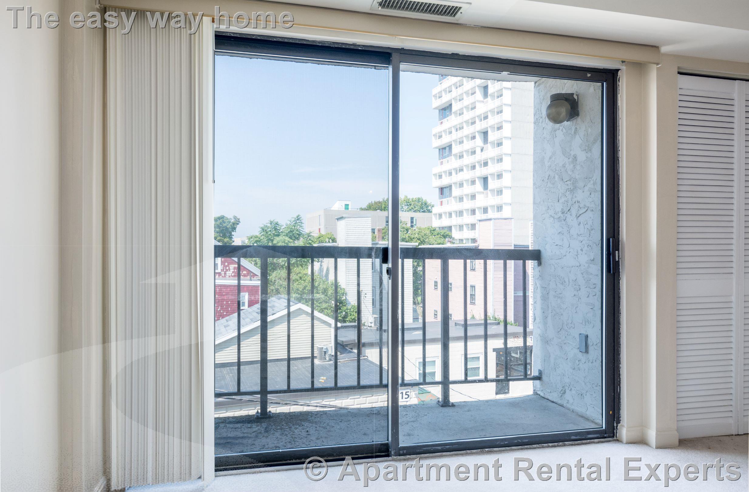 16 Elmer St, Riverside