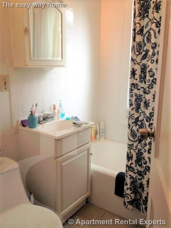 148 Fifth St, East Cambridge