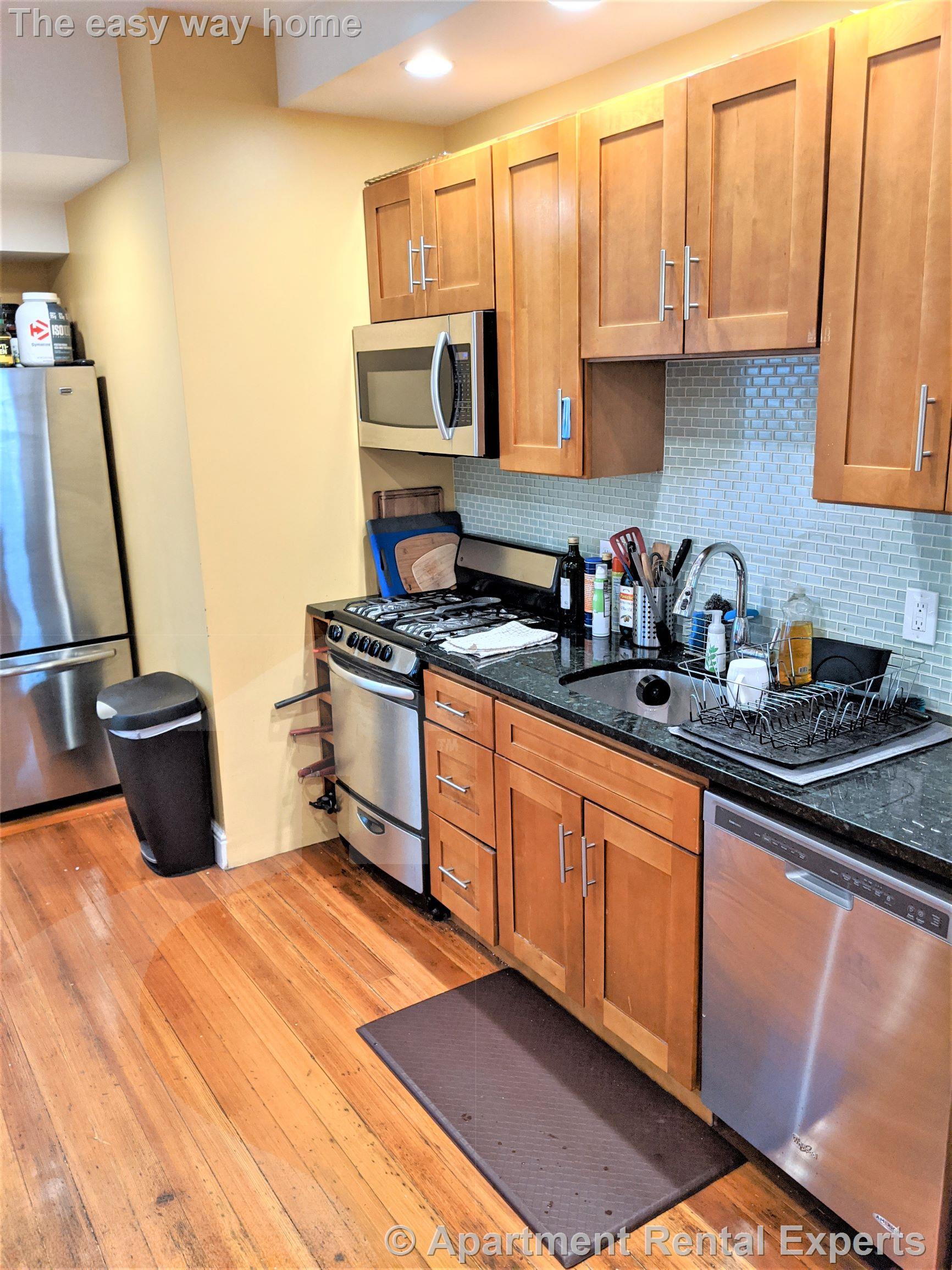 472 Main St, Magoun Square