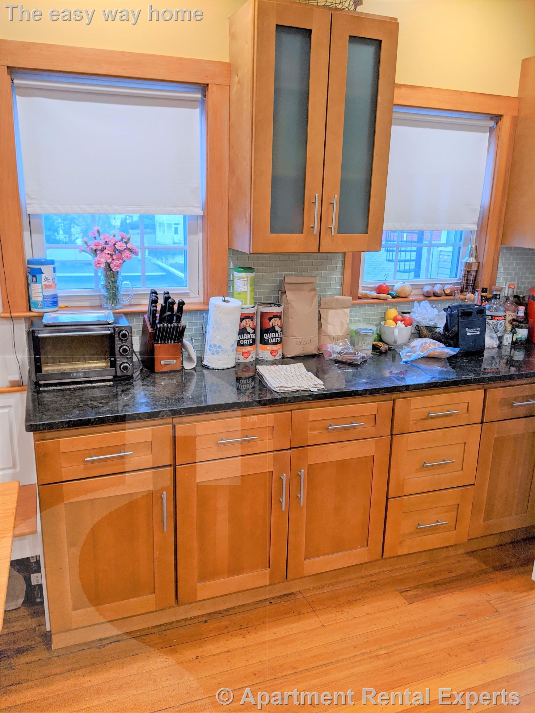 472 Main St, Magoun Square