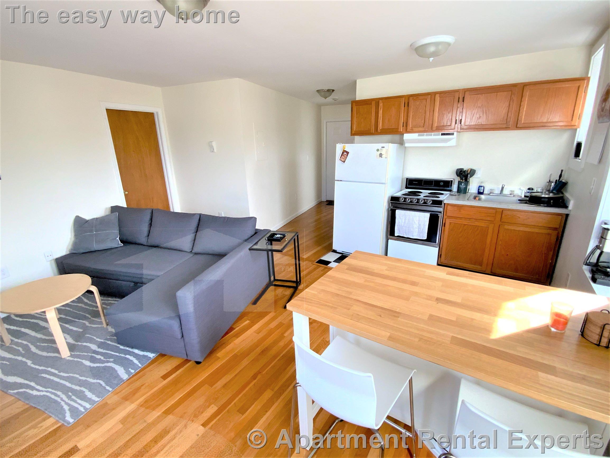 35 Davis Sq, Davis Square