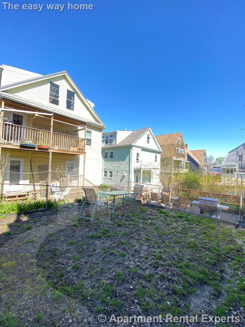 17 Dow St, Teele Square