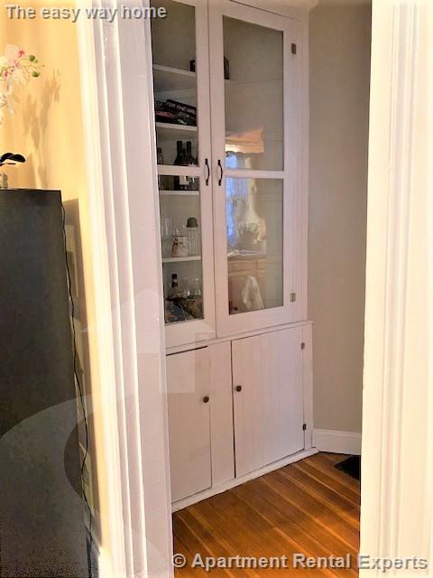 390 Salem St, Medford Square