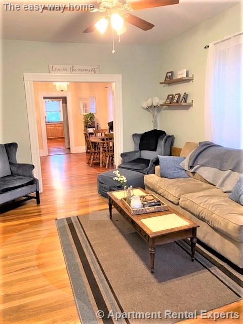 390 Salem St, Medford Square