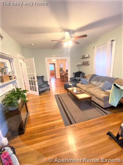 390 Salem St, Medford Square