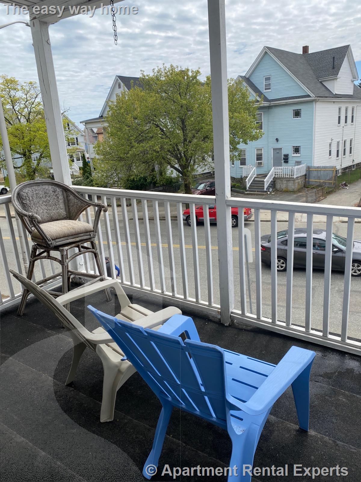 390 Salem St, Medford Square