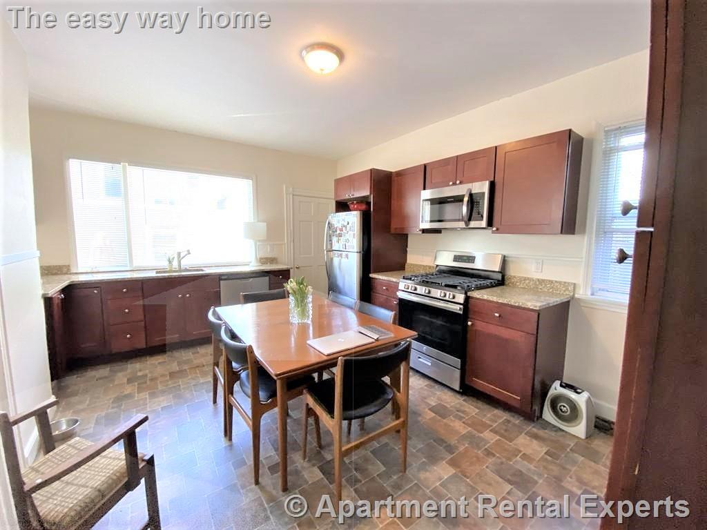 40 Myrtle Ave, Harvard Square