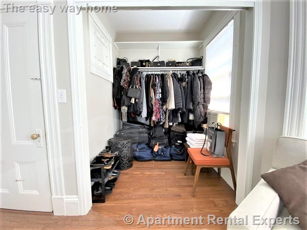 40 Myrtle Ave, Harvard Square