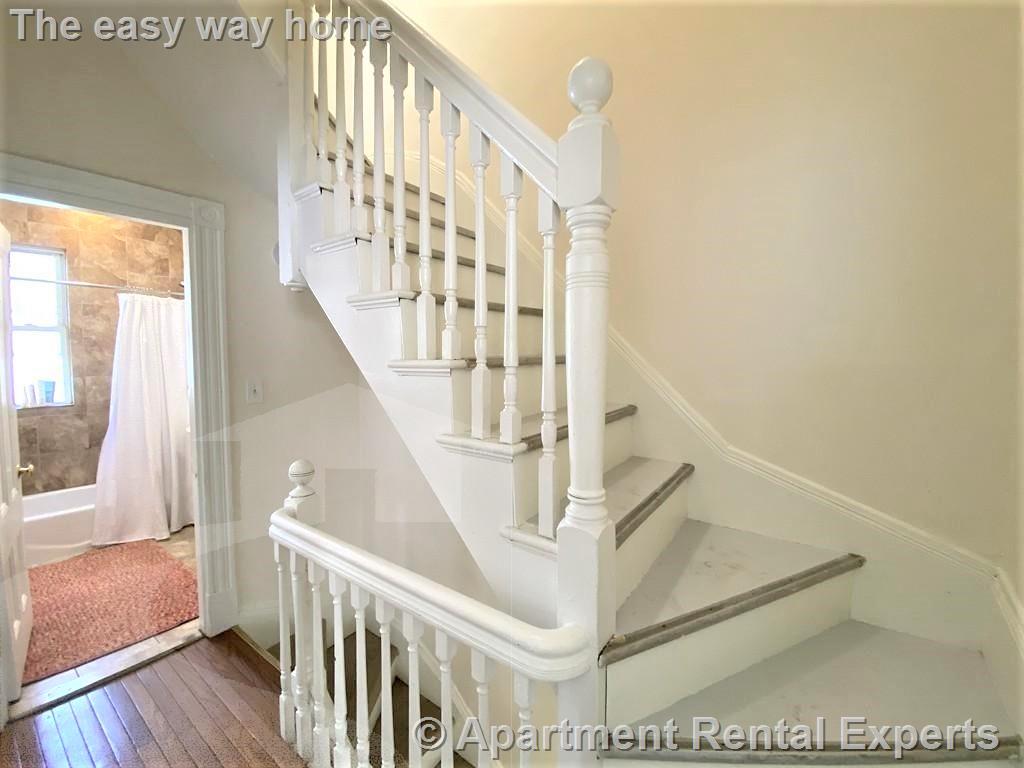 40 Myrtle Ave, Harvard Square