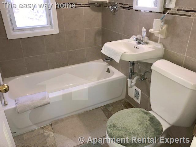 56 Silk St, East Arlington