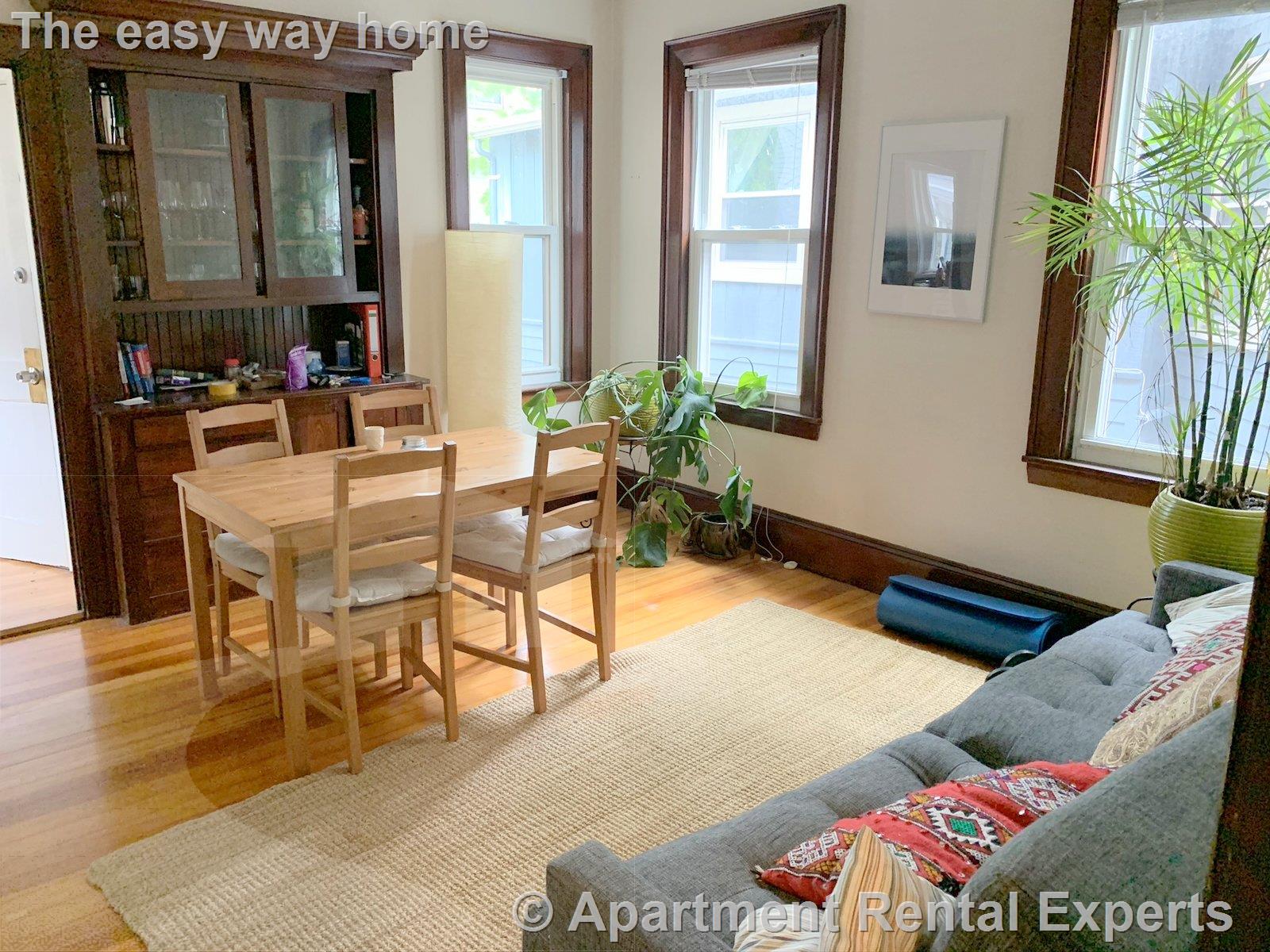 14 Chandler St, Davis Square