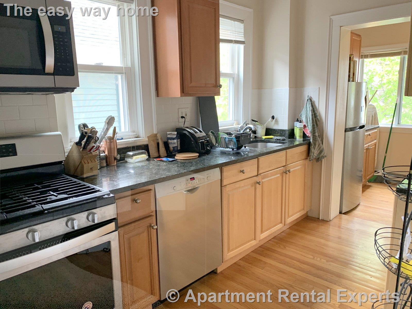 14 Chandler St, Davis Square