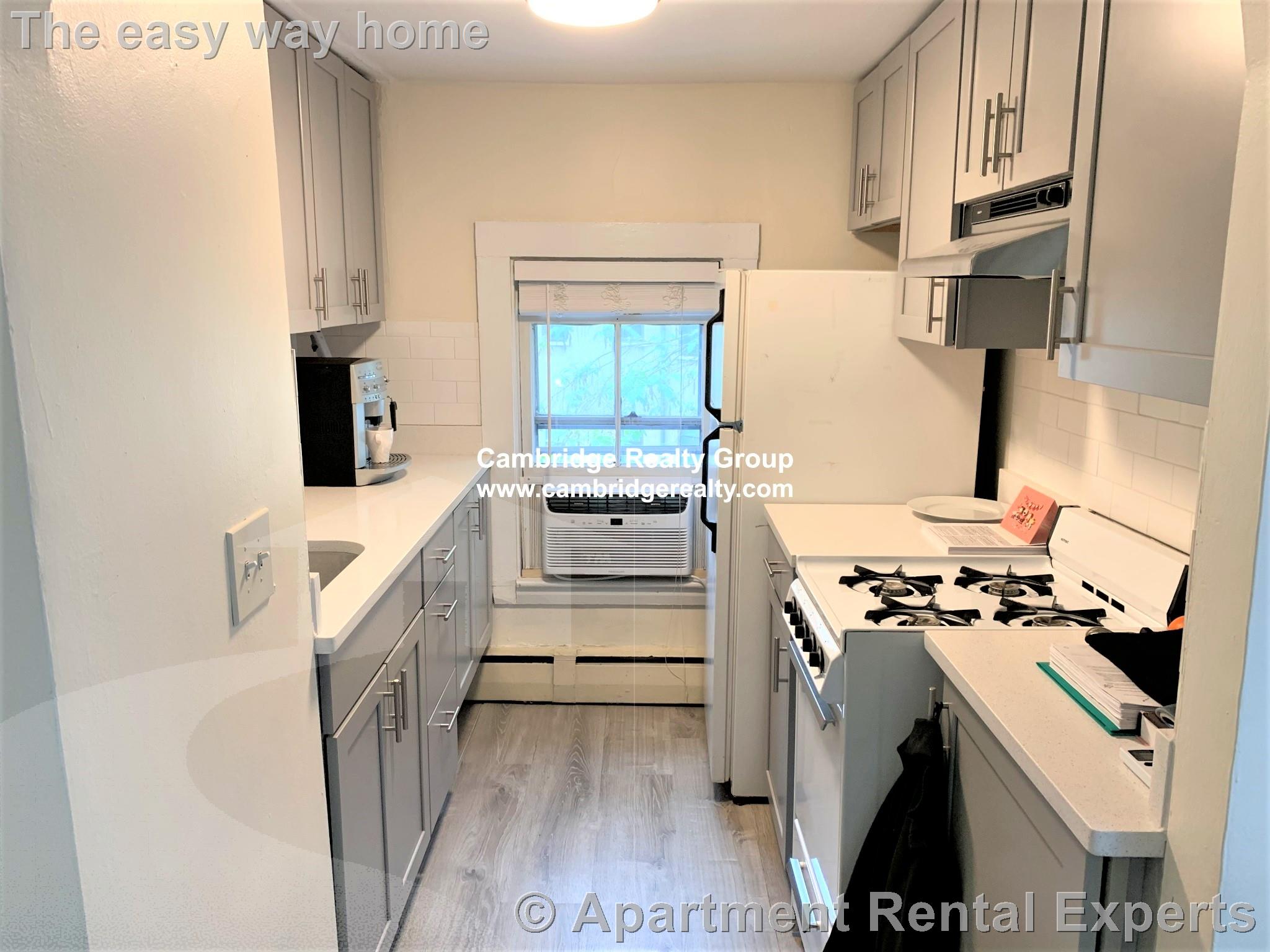 378 Harvard St, Harvard Square