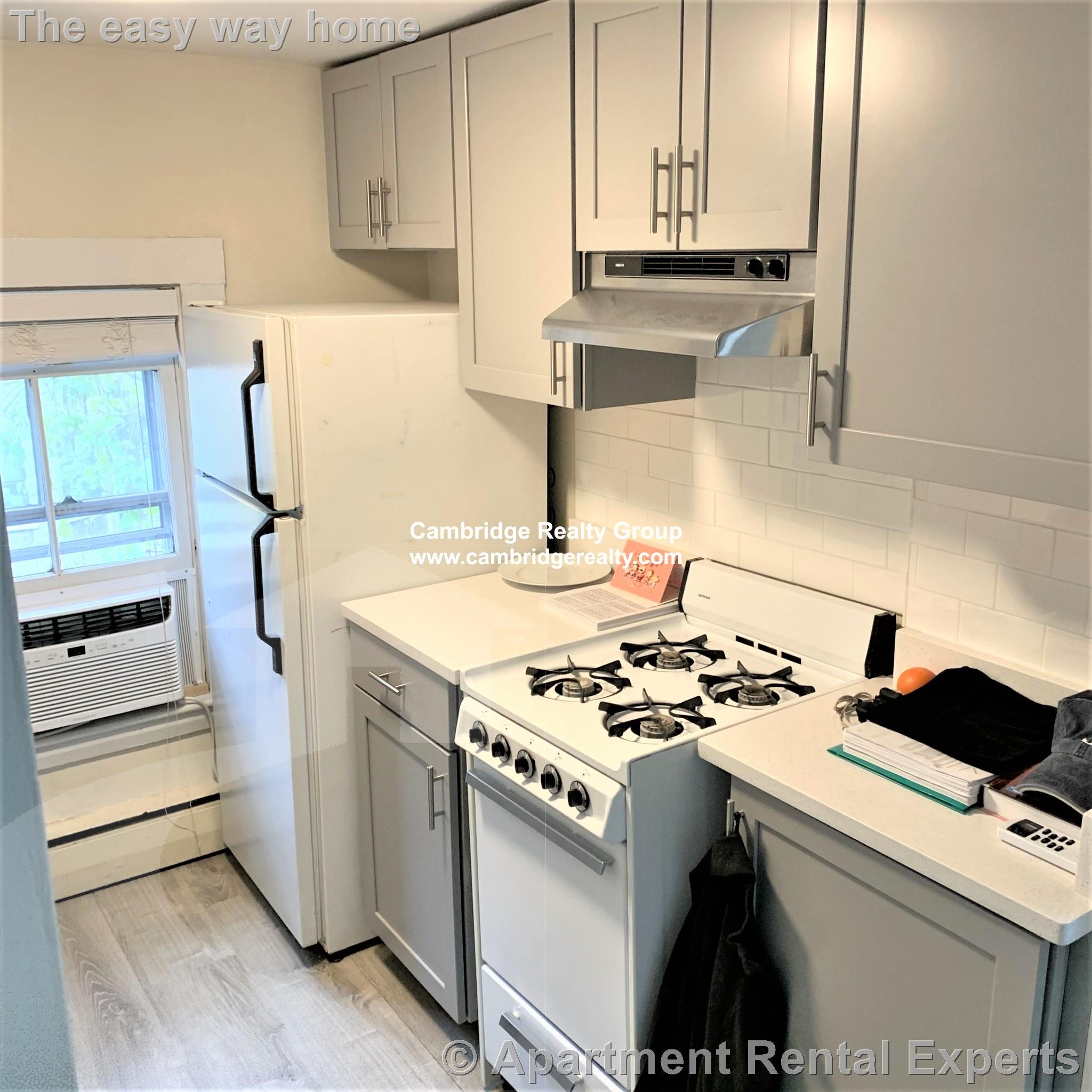 378 Harvard St, Harvard Square