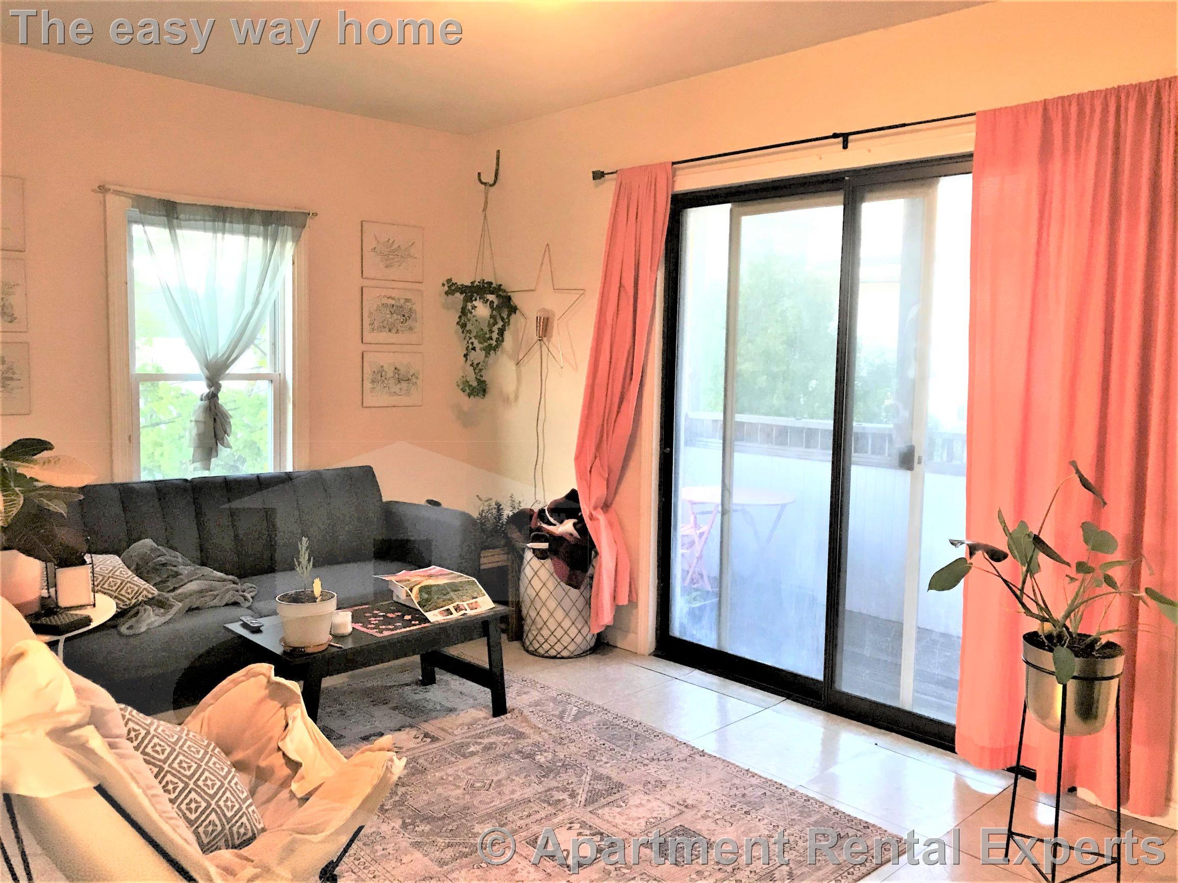 102 Willow Ave, Porter Square