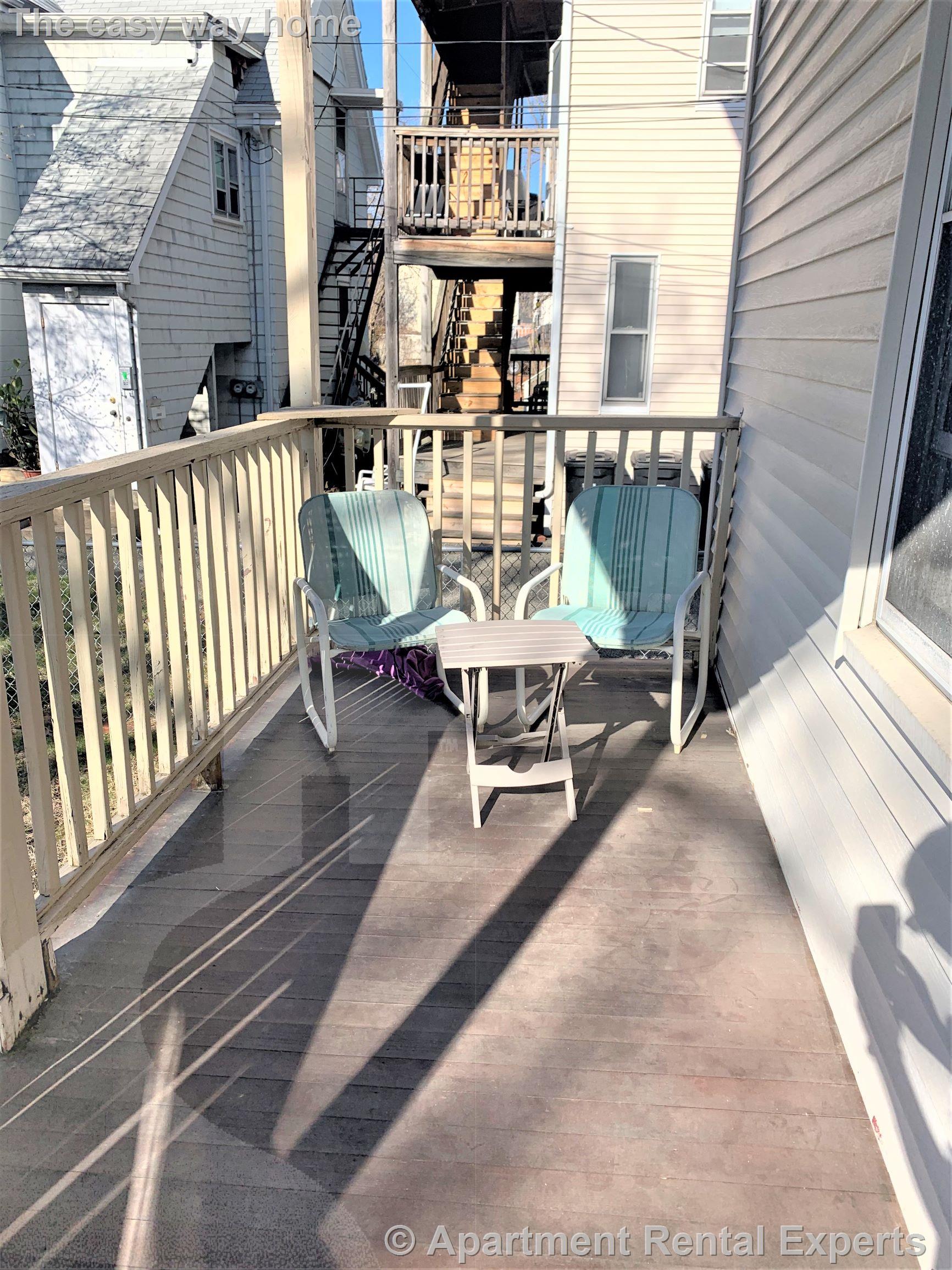 21 Endicott Ave, Teele Square