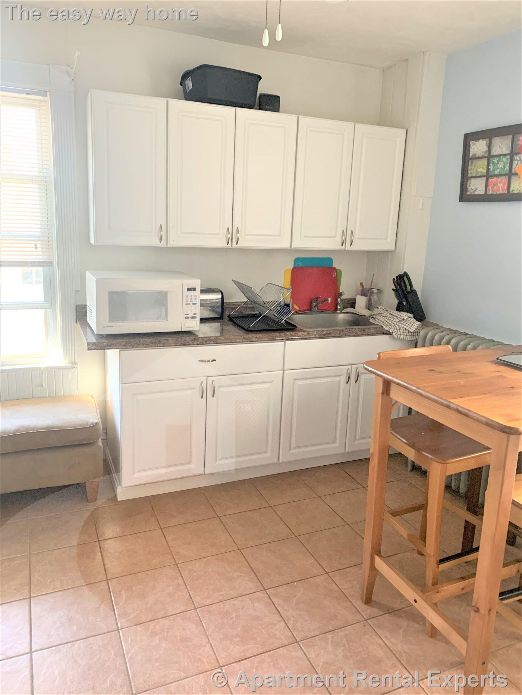 21 Endicott Ave, Teele Square