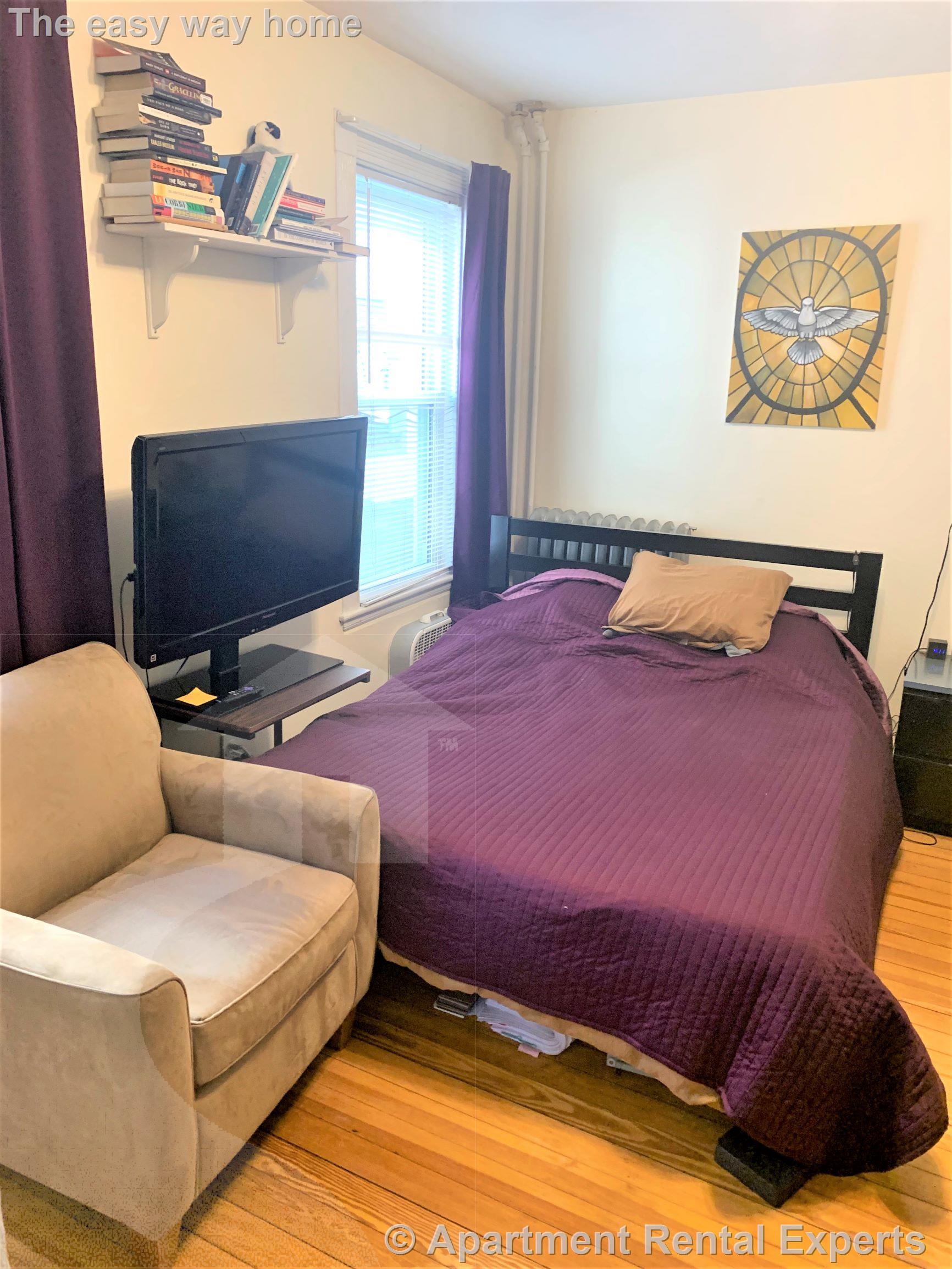 21 Endicott Ave, Teele Square