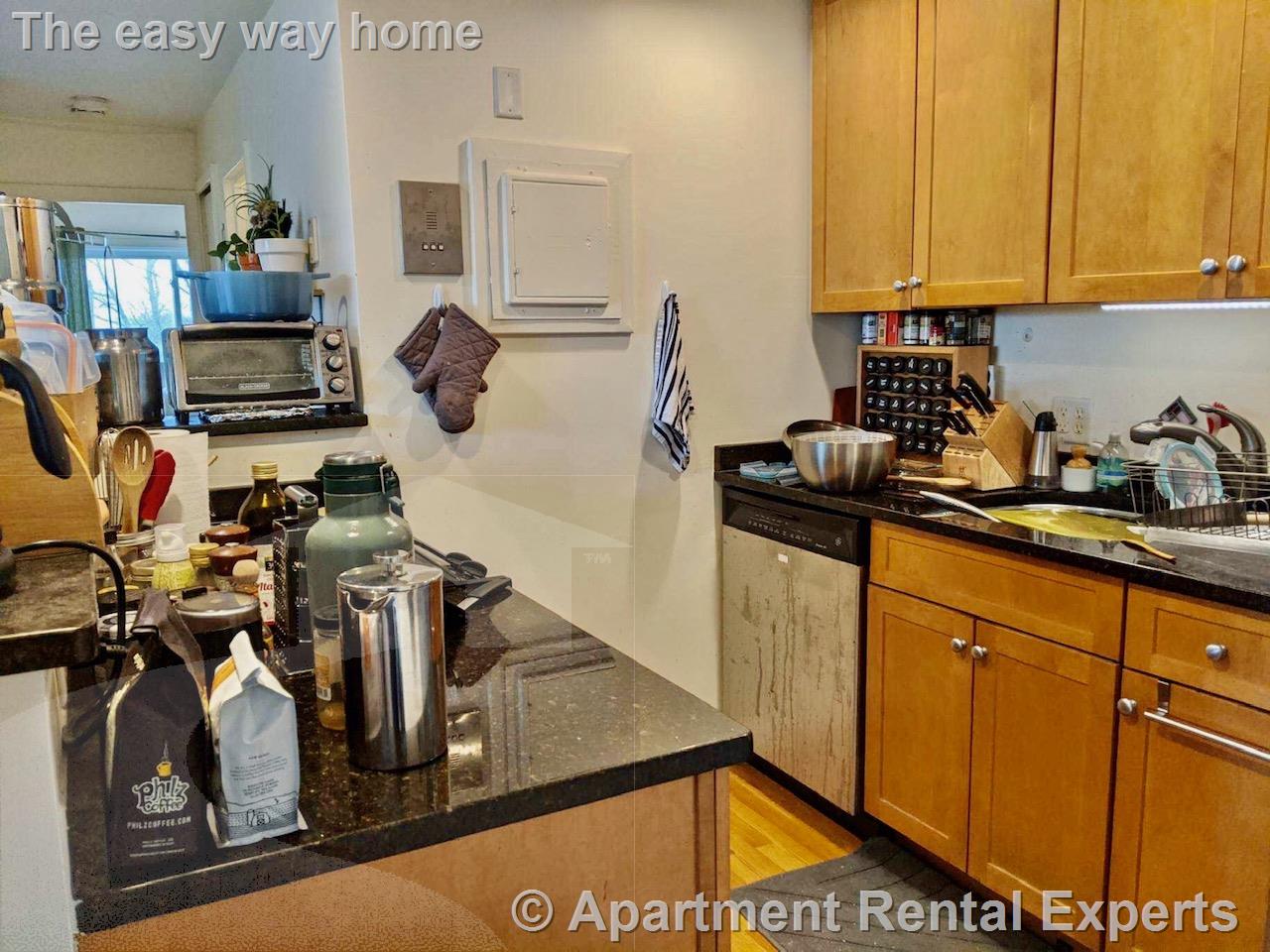 70 Park St, Ward Two