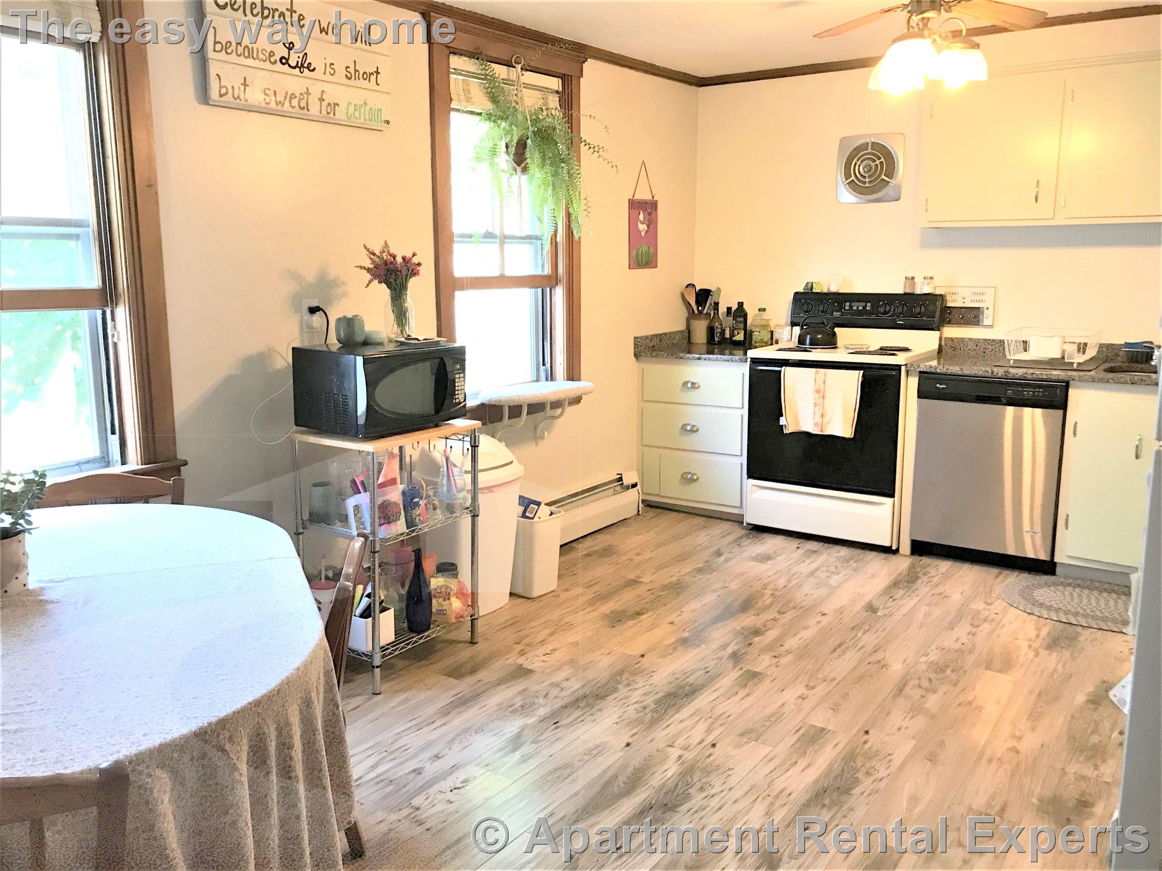 30 Moore St, Davis Square