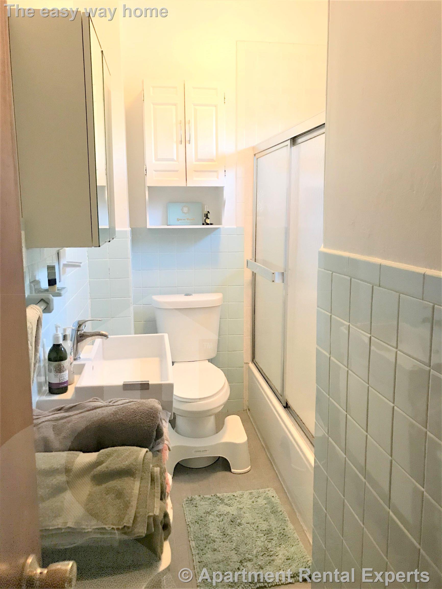 30 Moore St, Davis Square