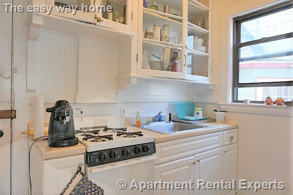 19 Pleasant St, Central Square